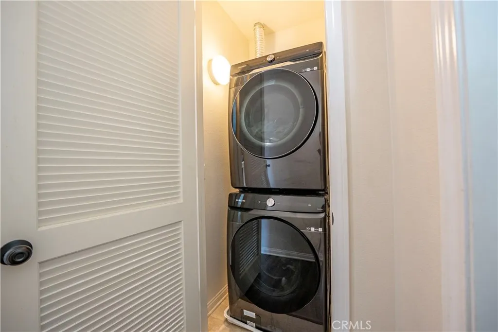 135 Neptune, Irvine, CA, 92618