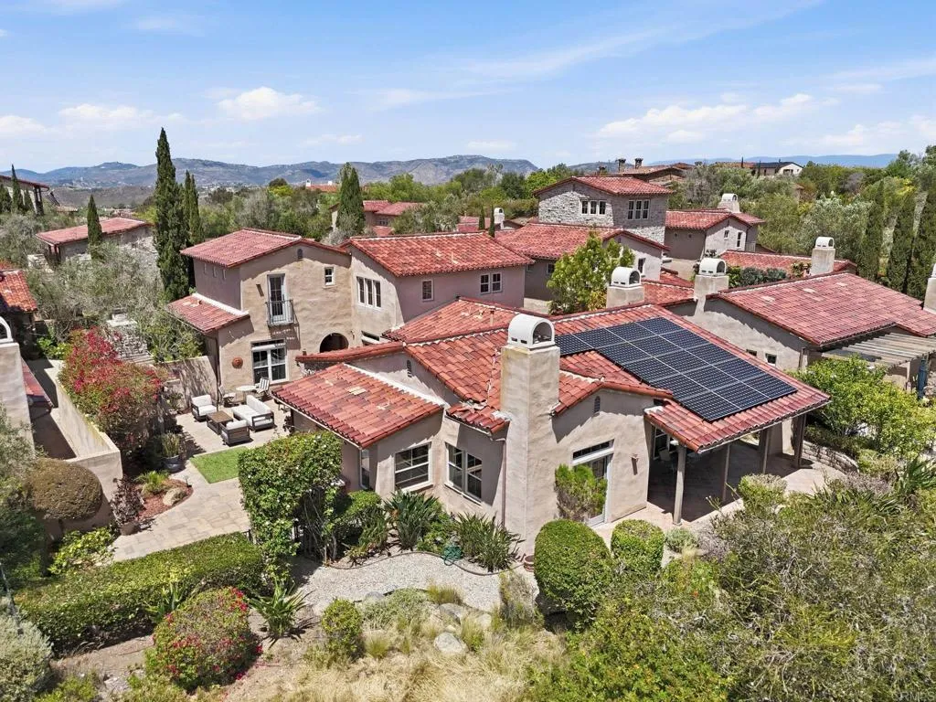 https://cdn.realtyfeed.com/cdn/127/306704130/32fb25c8d9519886b532e74fb81aa6f1.webp