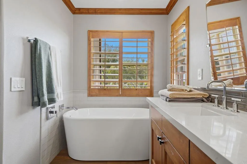 https://cdn.realtyfeed.com/cdn/127/306704130/37fe8ab759915e1e2c259302d8ddc8a7.webp