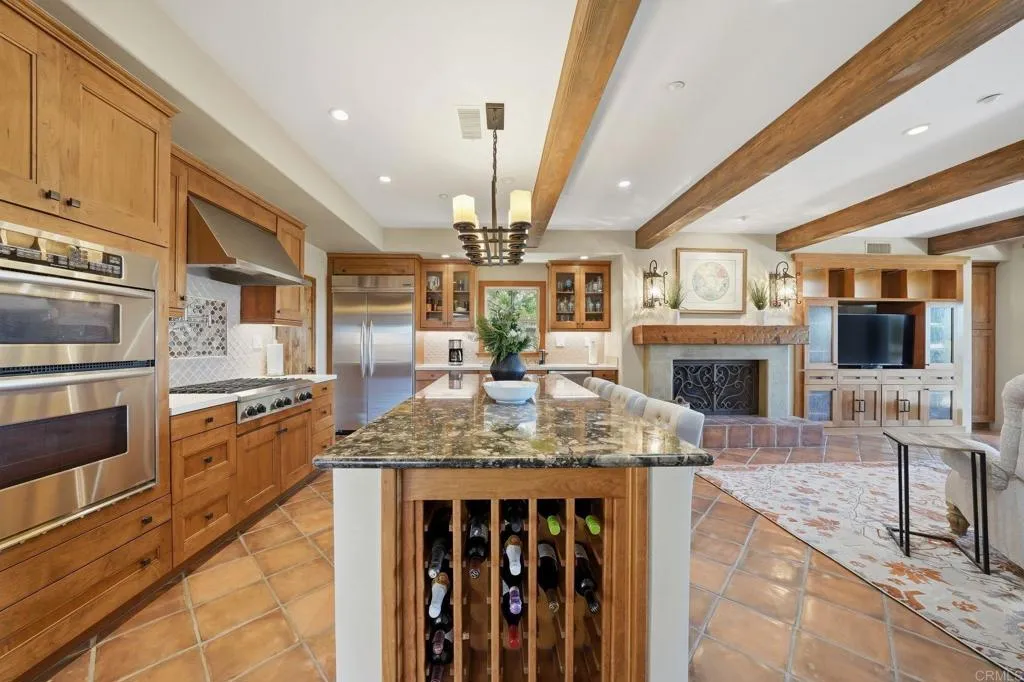 https://cdn.realtyfeed.com/cdn/127/306704130/6f624e390472fbf5eaac07937d314cd3.webp
