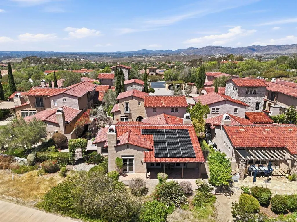 https://cdn.realtyfeed.com/cdn/127/306704130/90b7865bfadea5547074bca77b8715bf.webp