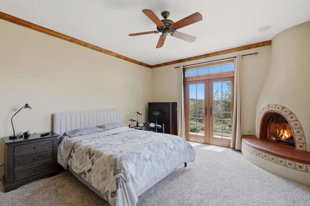 https://cdn.realtyfeed.com/cdn/127/306704130/9d6410edf3f459976ff90b40f5f9275a.webp