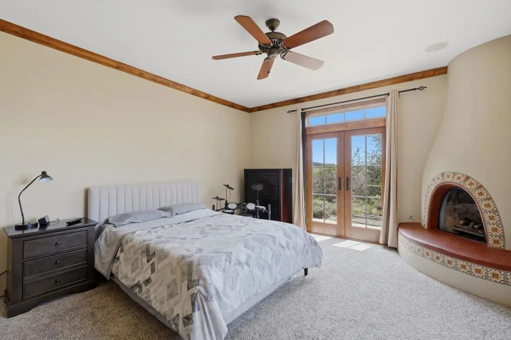 https://cdn.realtyfeed.com/cdn/127/306704130/a89e1742bd20b4cd67bf4746f77c0226.webp