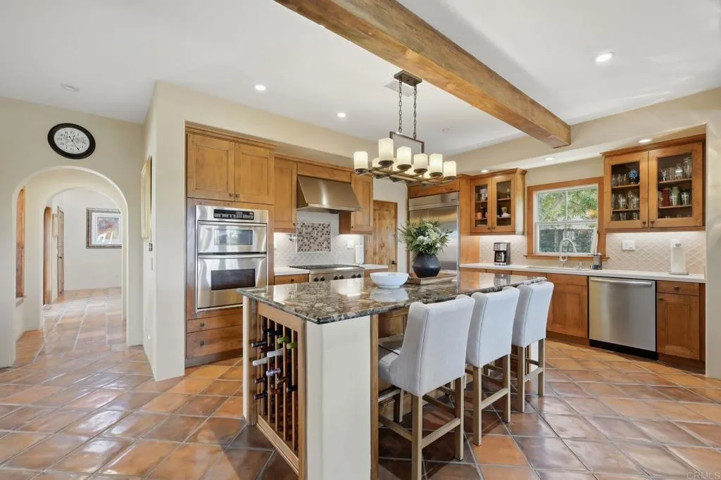 https://cdn.realtyfeed.com/cdn/127/306704130/b43fbfc5b9053bc885e9181a73af0de2.webp