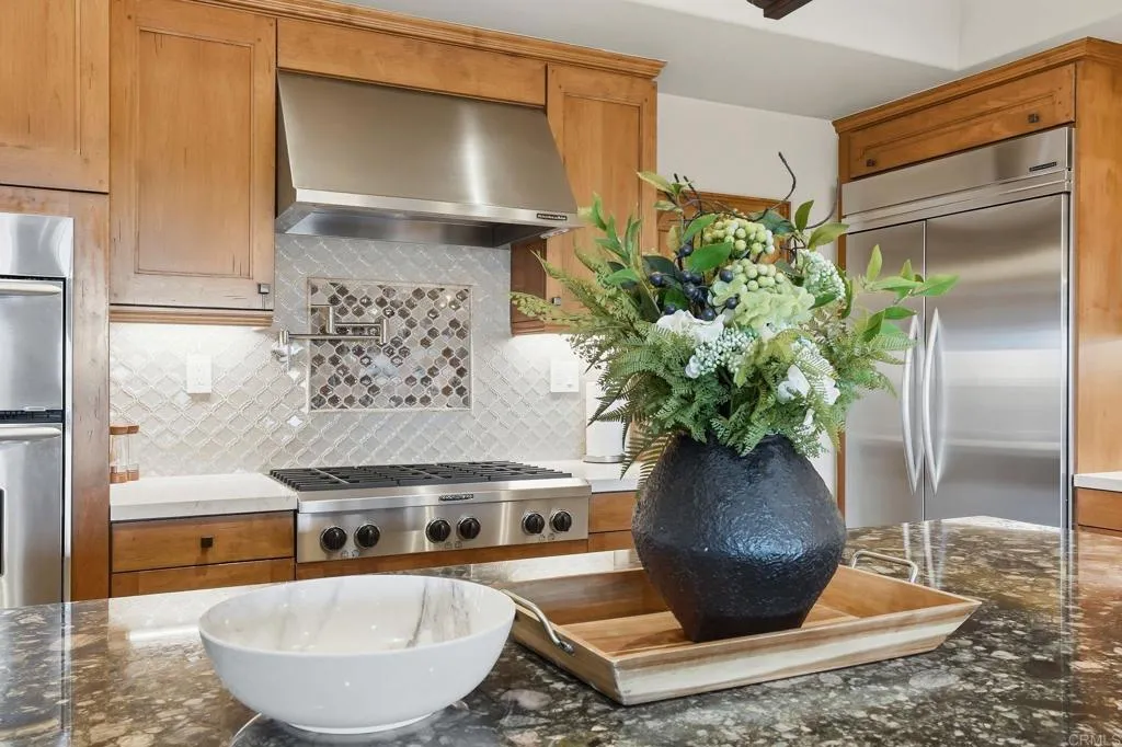 https://cdn.realtyfeed.com/cdn/127/306704130/e0a67e79682c508af9e95e71b2186ef7.webp