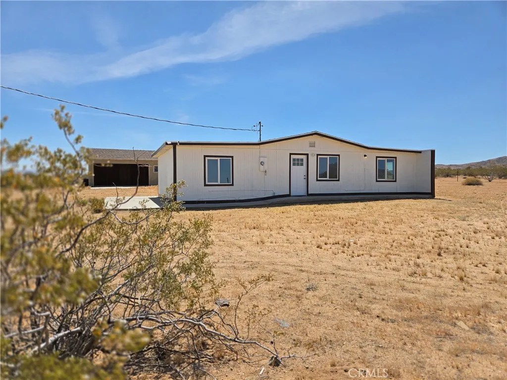 60033 Sespe, Landers, CA, 92285
