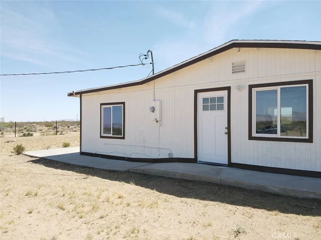 60033 Sespe, Landers, CA, 92285