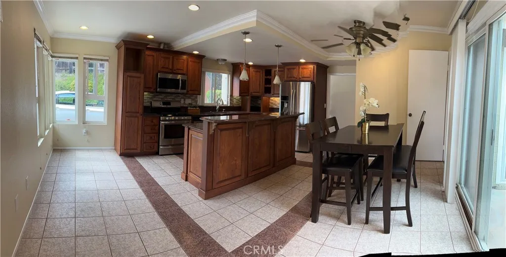 https://cdn.realtyfeed.com/cdn/127/306704132/15938f683ade30baa4bcdf427357ee3a.webp