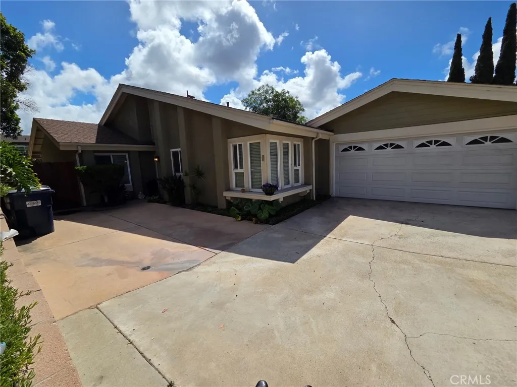 https://cdn.realtyfeed.com/cdn/127/306704132/4c6589927c3a0e599cdcf3a497569b27.webp