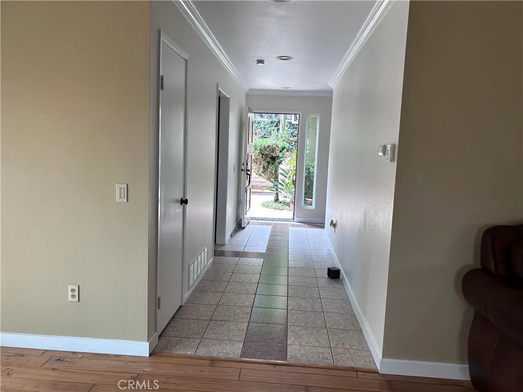https://cdn.realtyfeed.com/cdn/127/306704132/8eb146b4b2c0f6c9fc3325fa657cfd1d.webp