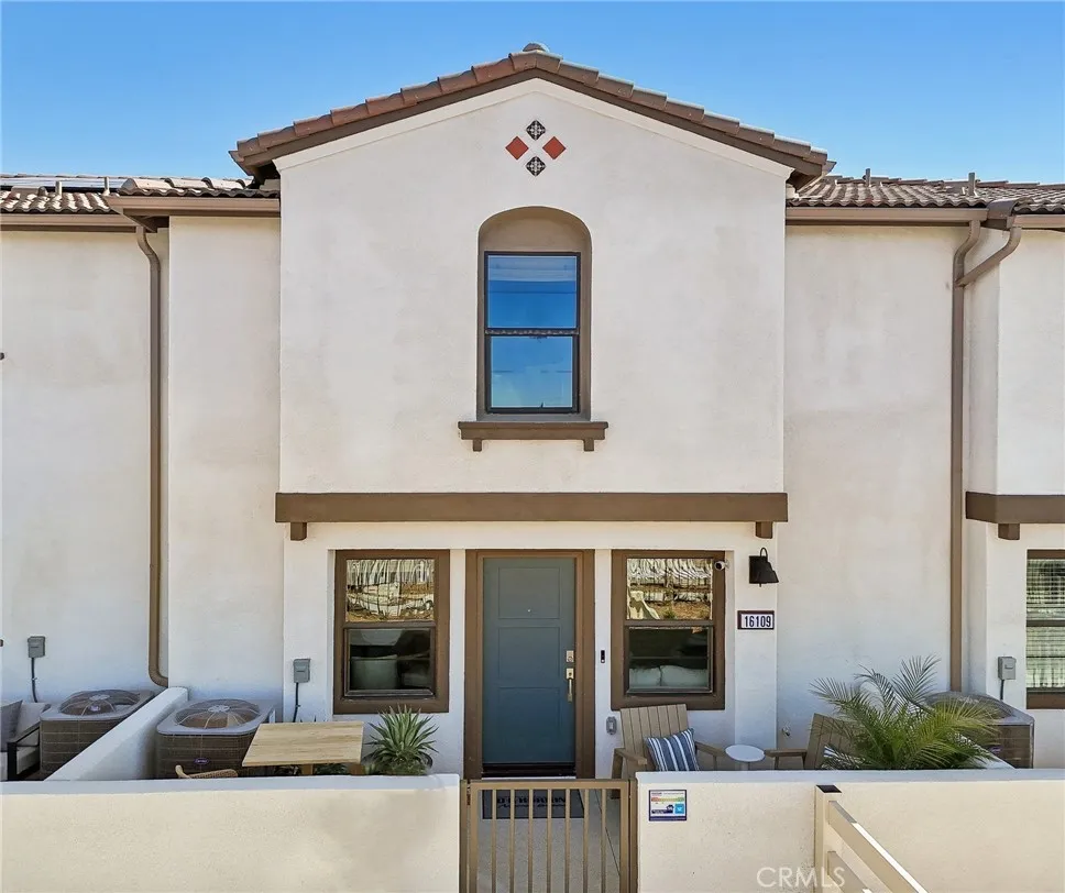 Fontana, CA 92336