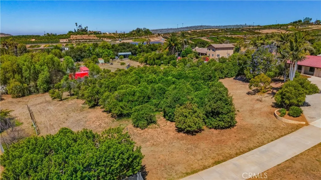 Photo #40: SW26082181 Listing: Photo #40