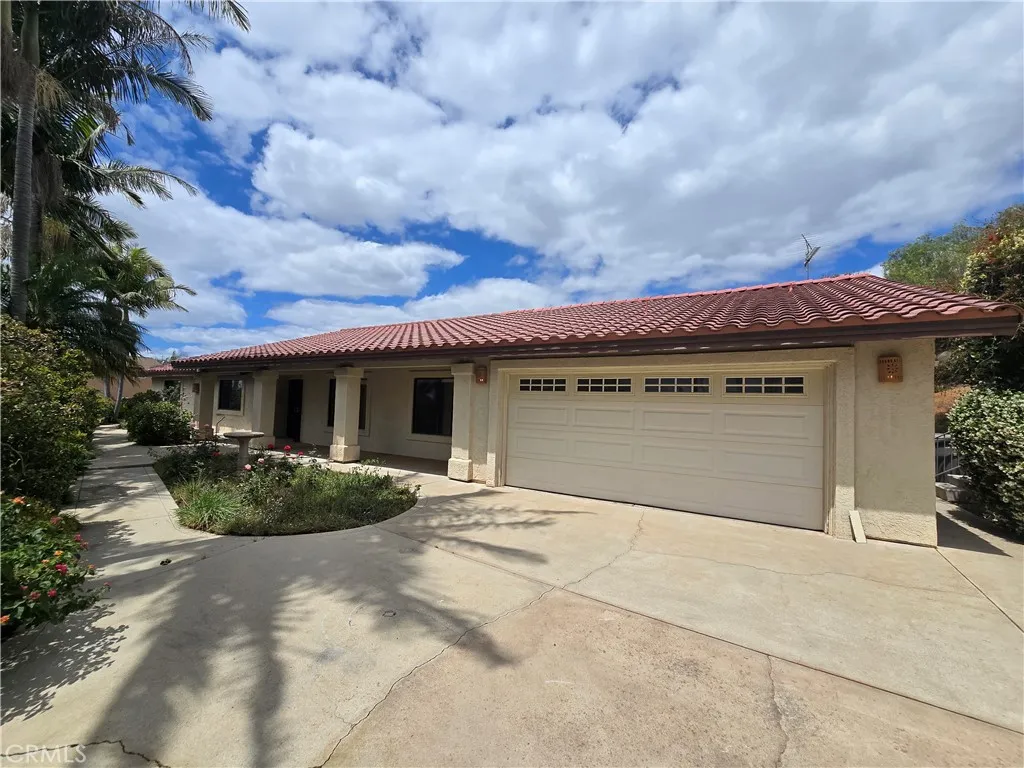 https://cdn.realtyfeed.com/cdn/127/306704189/aae95a4837ebec032fc68560ac8abe18.webp