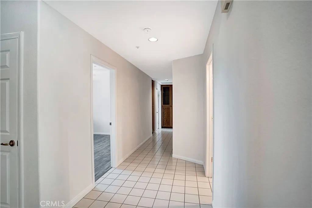 Photo #9: SW26082181 Listing: Photo #9