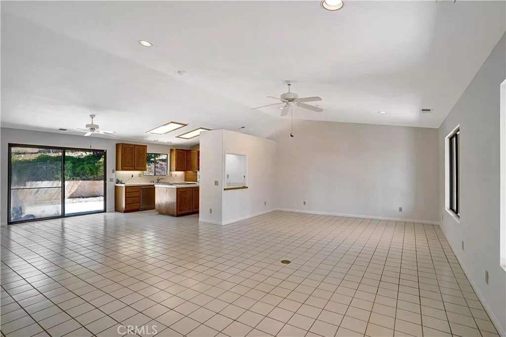 Photo #25: SW26082181 Listing: Photo #25