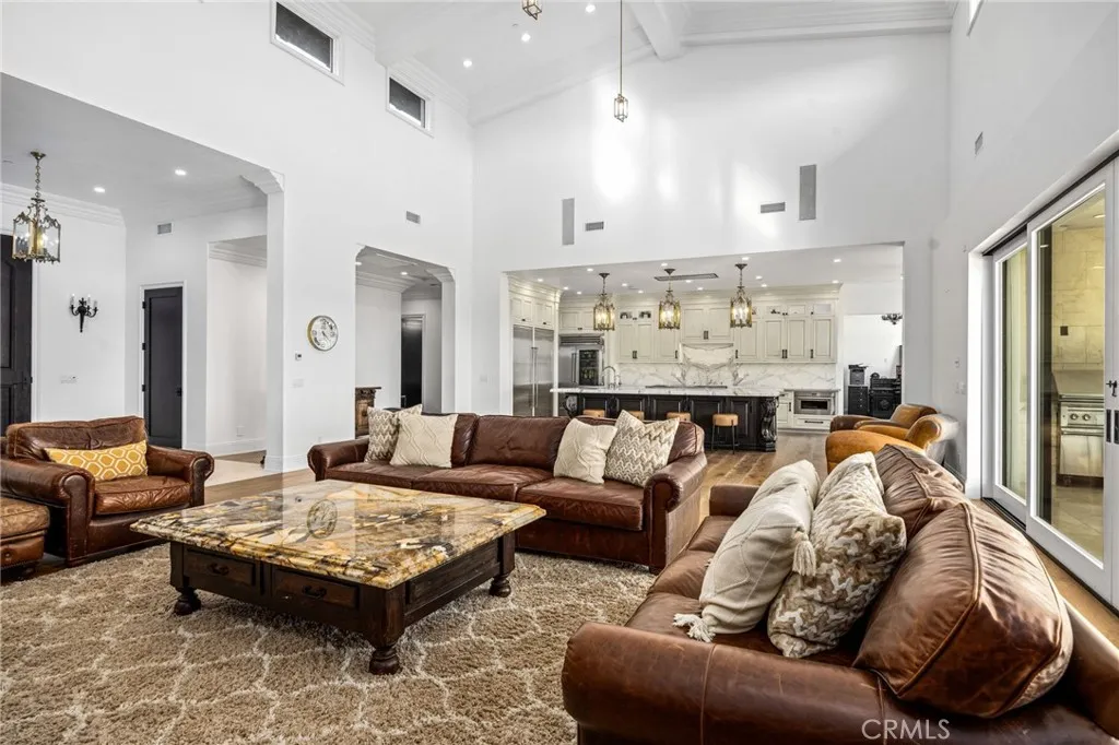 https://cdn.realtyfeed.com/cdn/127/306704219/15cd13d856a9e1390d9e50dd63c2afdb.webp