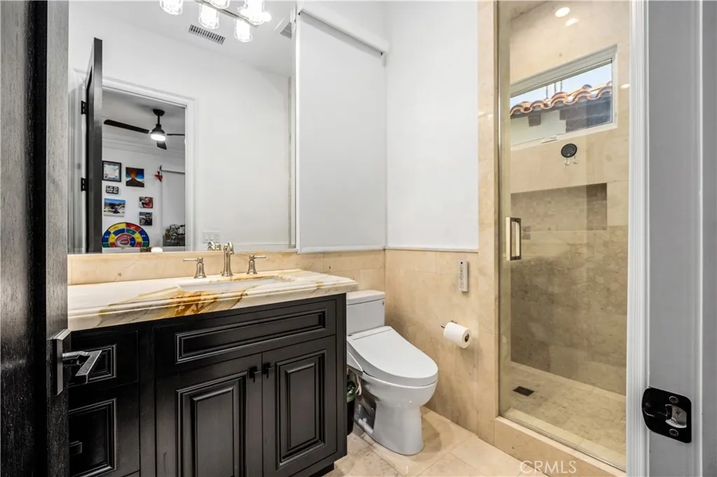 https://cdn.realtyfeed.com/cdn/127/306704219/36e3afb8466804a80bdcad060f034444.webp