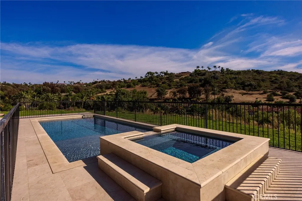 https://cdn.realtyfeed.com/cdn/127/306704219/53280922e56bfa96426ab96e5807595d.webp