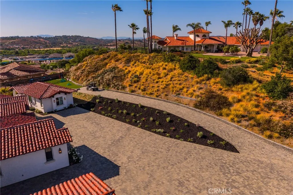 https://cdn.realtyfeed.com/cdn/127/306704219/56b7dd2e8ed06ad806be85b566f5ce09.webp