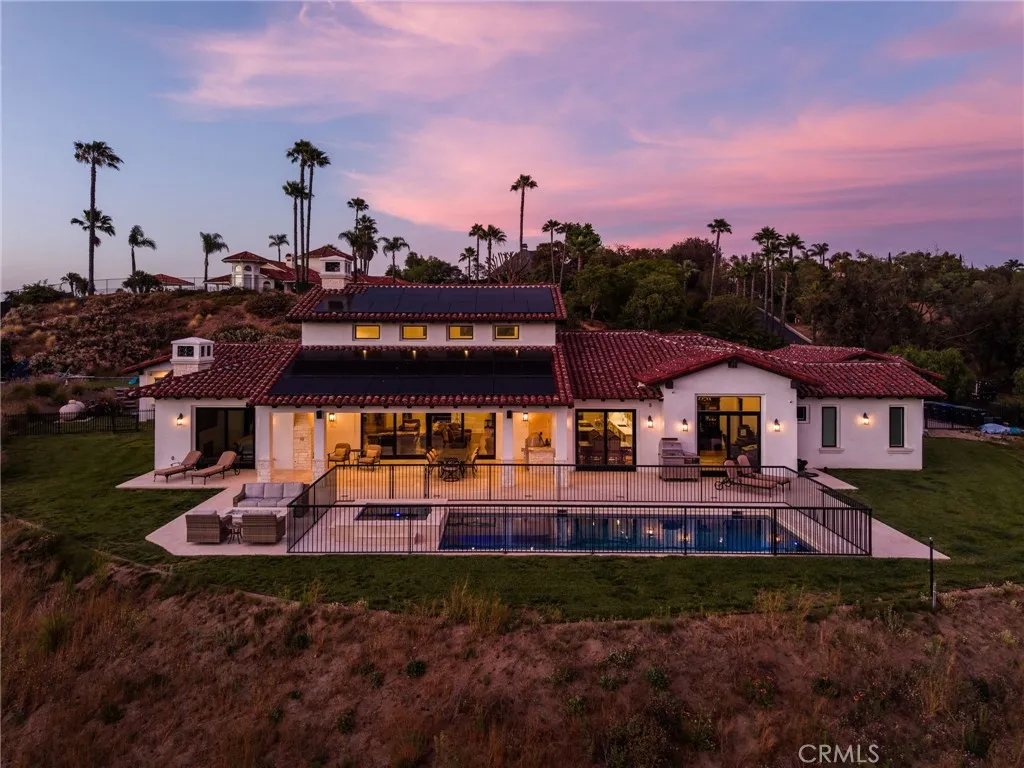 https://cdn.realtyfeed.com/cdn/127/306704219/6db69e9b8cdced14bb79fcbfb1a3fd67.webp