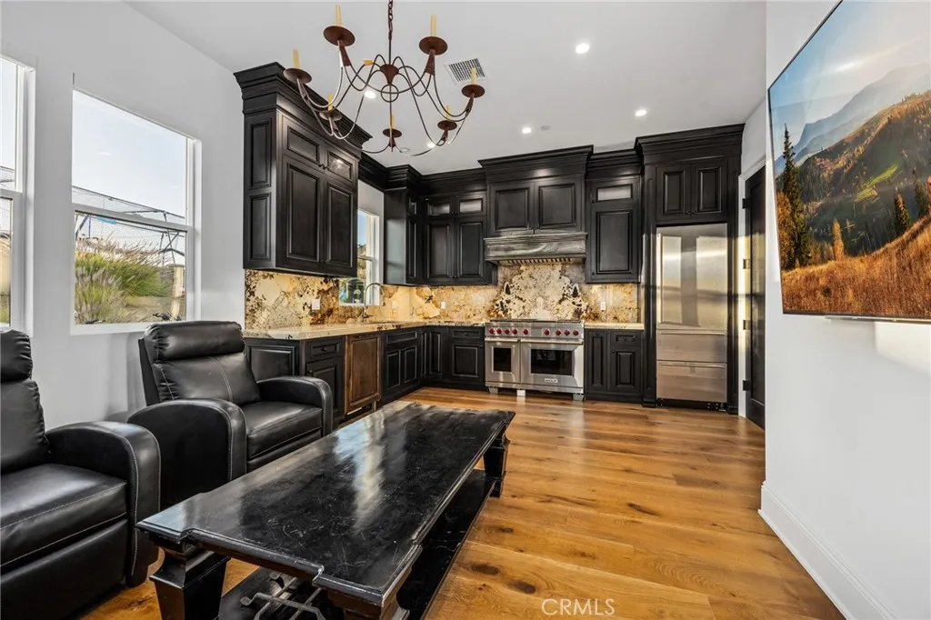 https://cdn.realtyfeed.com/cdn/127/306704219/722f841050f380ddf44563f56cd22b9d.webp