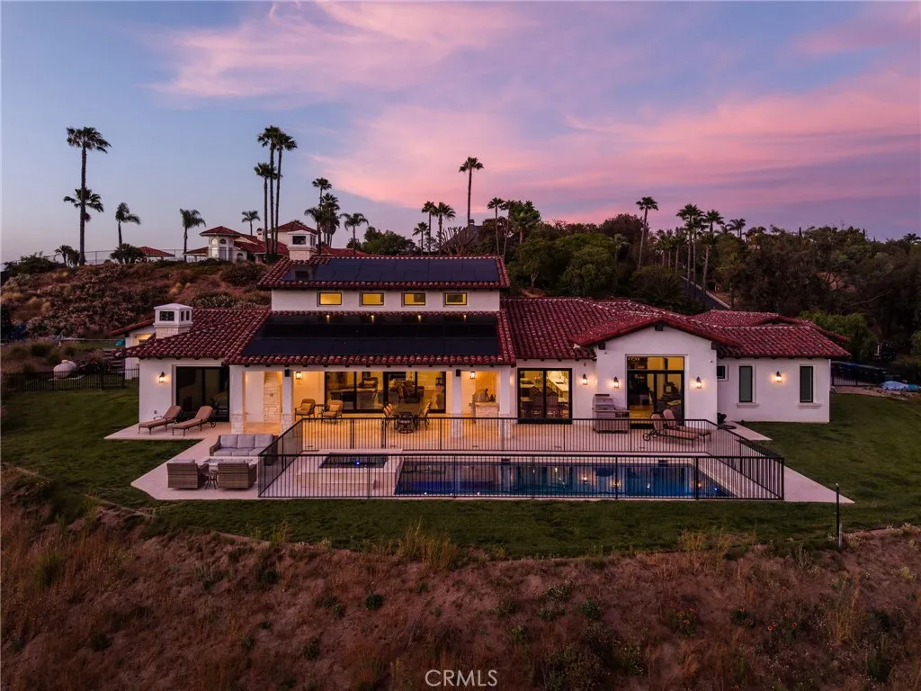 https://cdn.realtyfeed.com/cdn/127/306704219/8f2b7d098ad783e29a86bc6080feddc4.webp