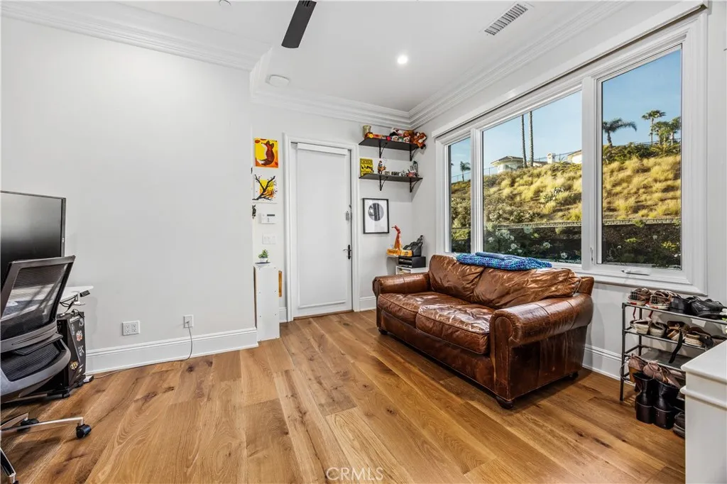 https://cdn.realtyfeed.com/cdn/127/306704219/e27c617a337226a4b72bbf94c901883f.webp