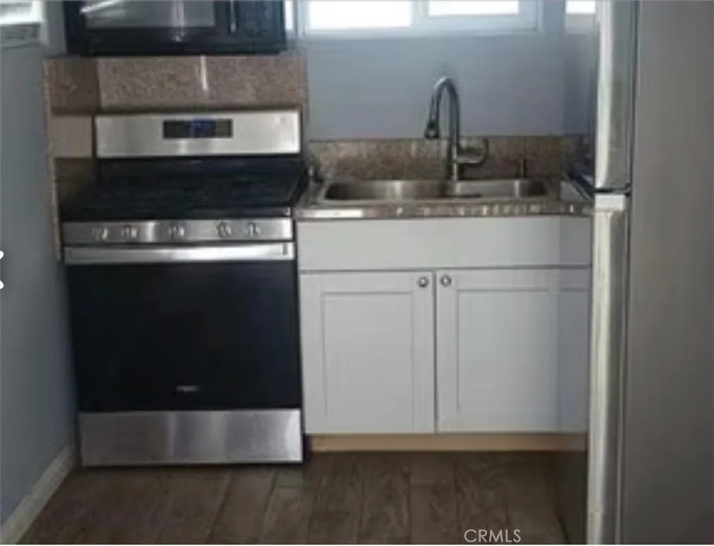 313 West Olive, Corona, CA, 92882