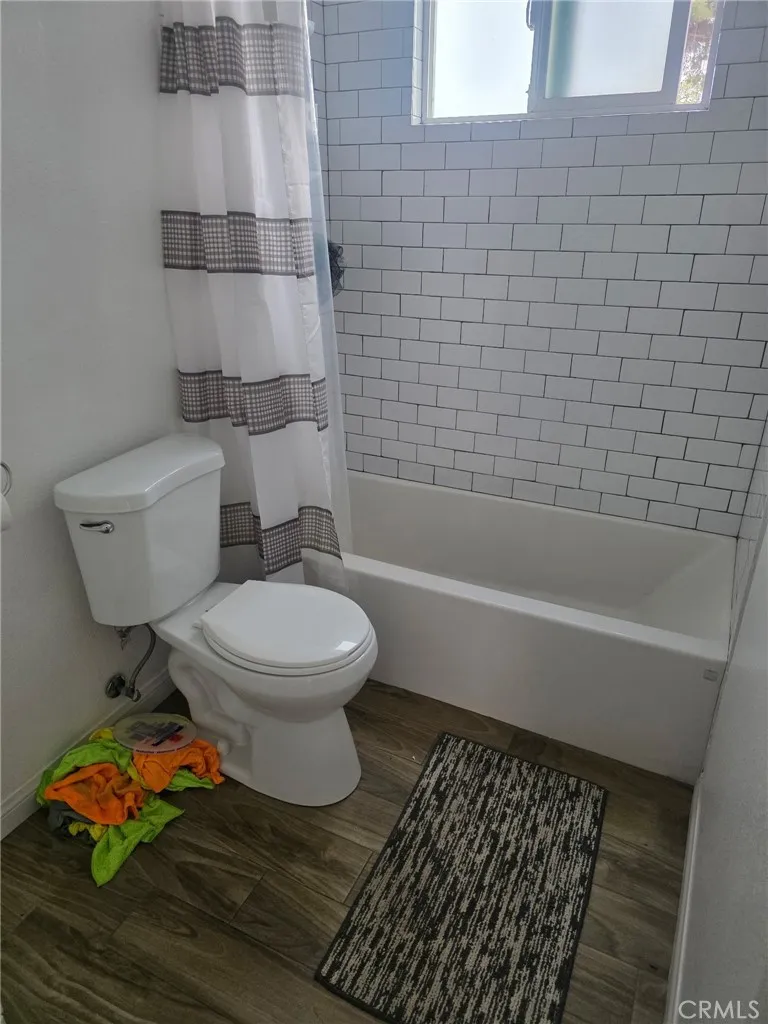 313 West Olive, Corona, CA, 92882