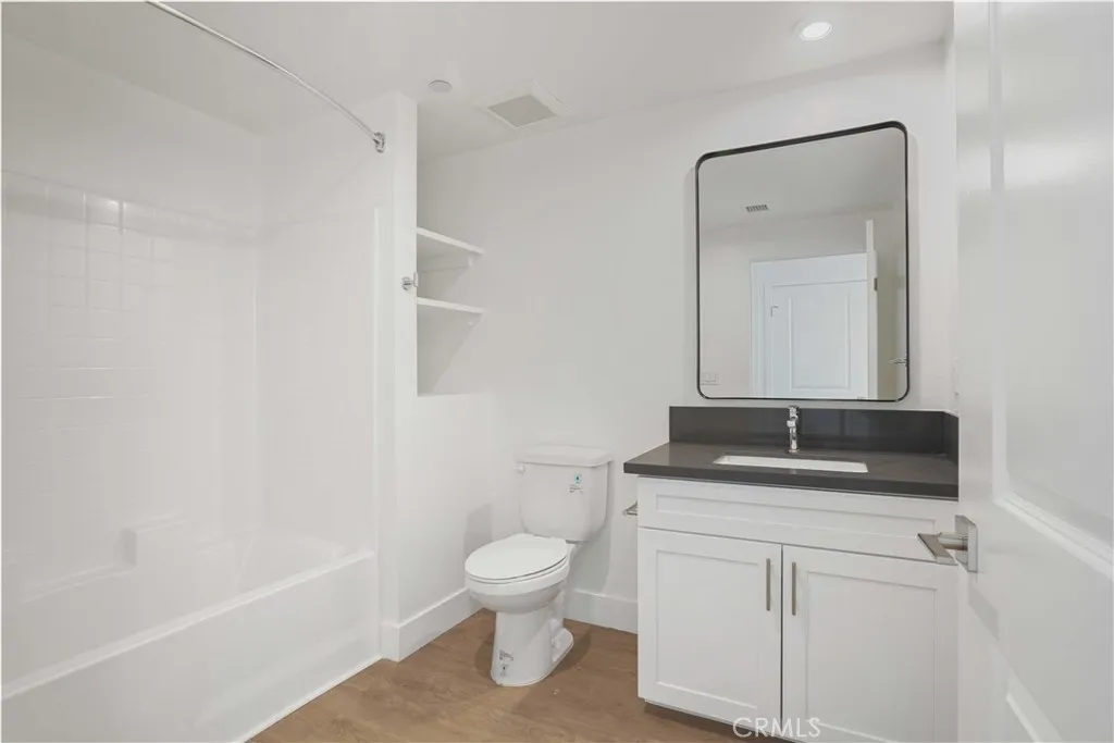 8750 Sepulveda Boulevard UNIT 406, North Hills, CA, 91343