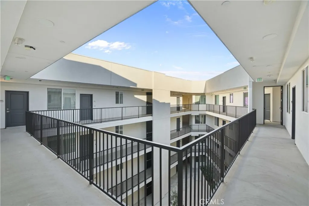 8750 Sepulveda Boulevard UNIT 406, North Hills, CA, 91343