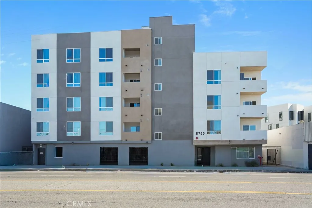 8412 Burnet Avenue, North Hills, CA, 91343
