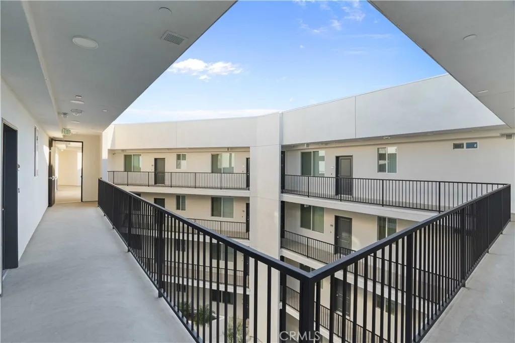 8750 Sepulveda Boulevard UNIT 406, North Hills, CA, 91343