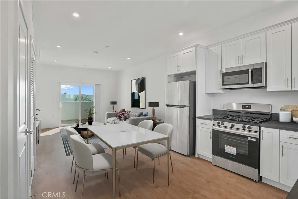 8750 Sepulveda Boulevard UNIT 406, North Hills, CA, 91343