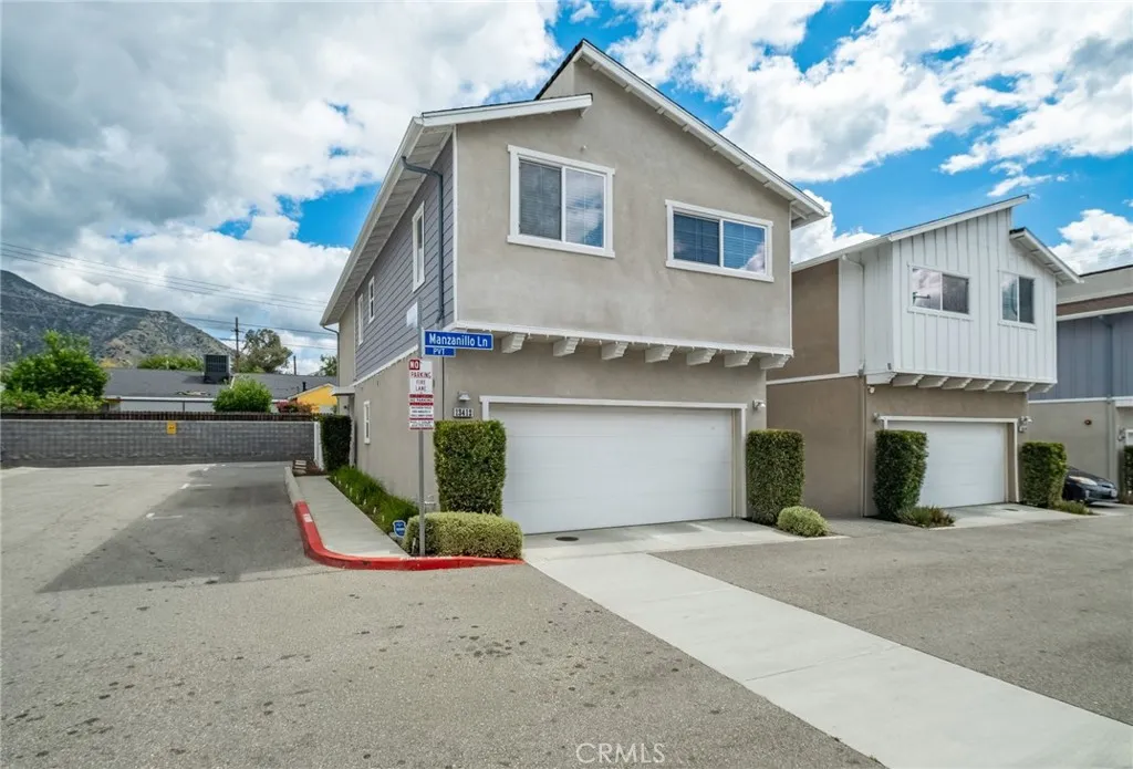 Sylmar, CA 91342