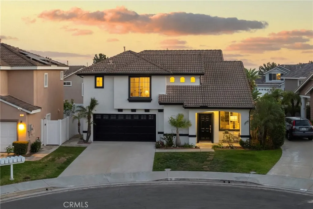 Lake Forest, CA 92610