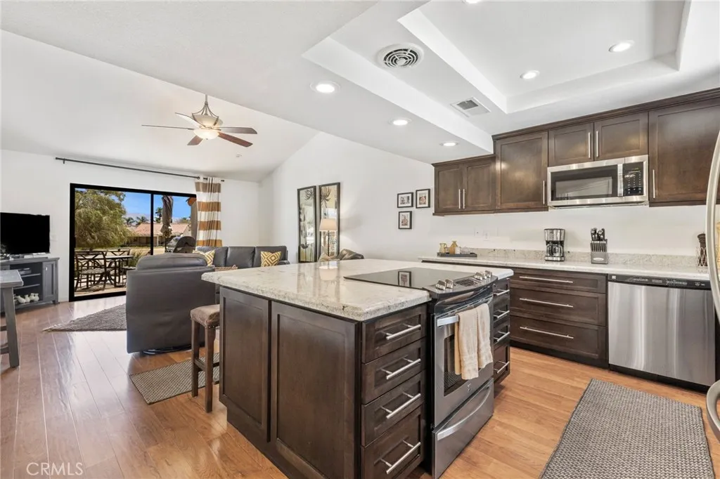 40514 Bay Hill Way