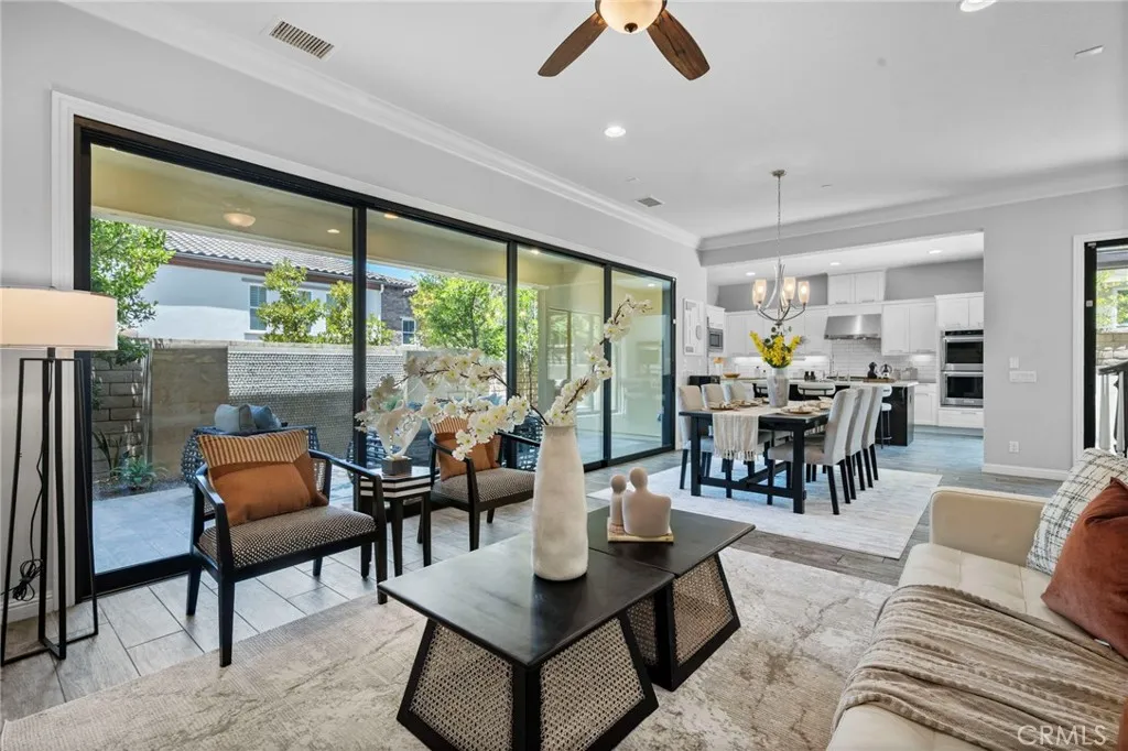 18 Goldenrod, Lake Forest, CA, 92630
