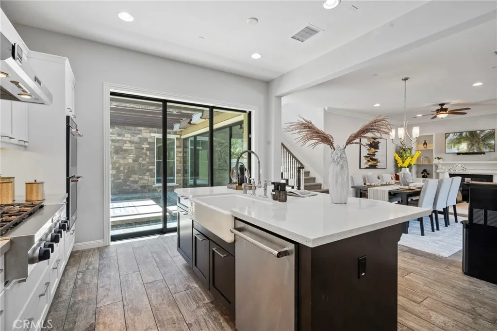18 Goldenrod, Lake Forest, CA, 92630