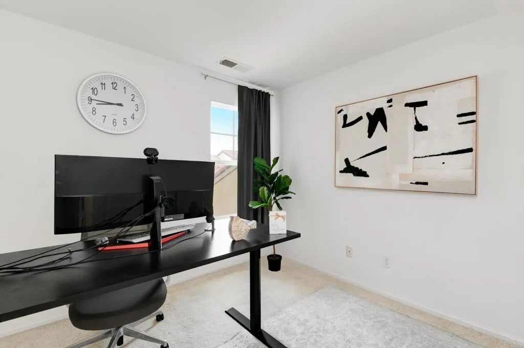 https://cdn.realtyfeed.com/cdn/127/306704370/75a467bd16f99a52d8e68d1339a868a3.webp