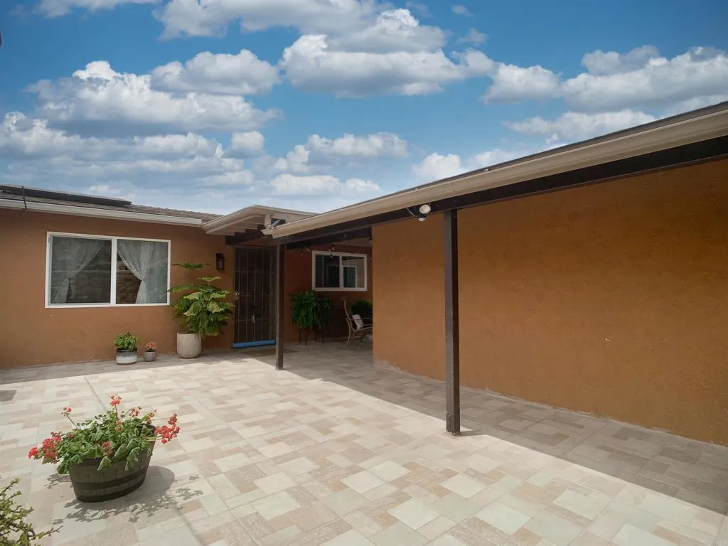 9104 Northcote Road, Santee, CA 92071 - Photo 4 of 25, Santee, CA