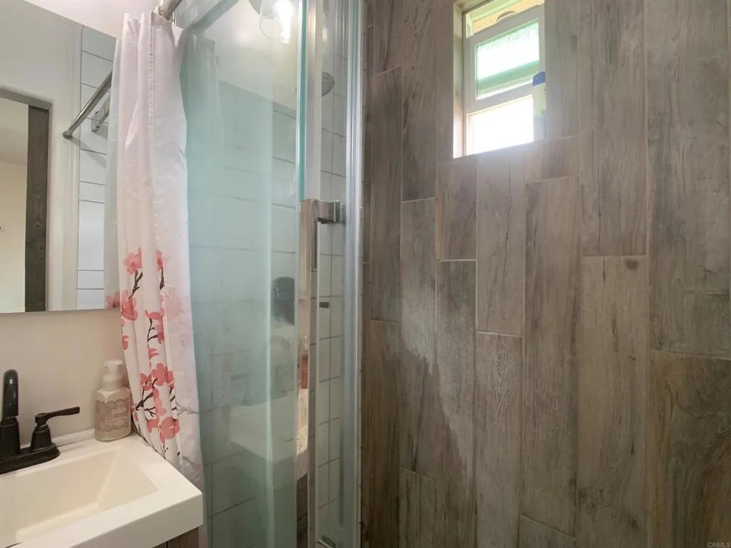https://cdn.realtyfeed.com/cdn/127/306704372/859e71d39d14f49ecdea28c592c6c692.webp