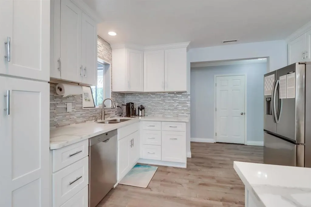 https://cdn.realtyfeed.com/cdn/127/306704448/0bac40919f15e9cb517310a65b68281f.webp