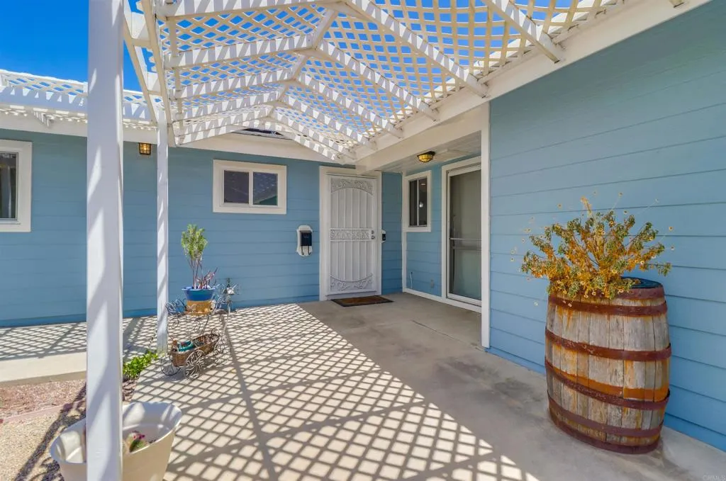https://cdn.realtyfeed.com/cdn/127/306704448/477c6c44b0716b80414b94b94823aa12.webp
