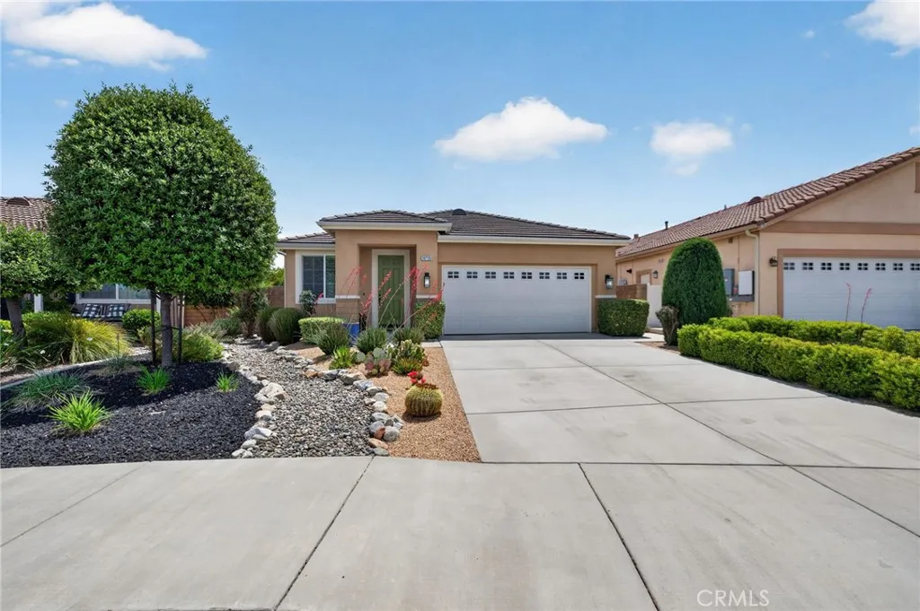 Menifee, CA 92584