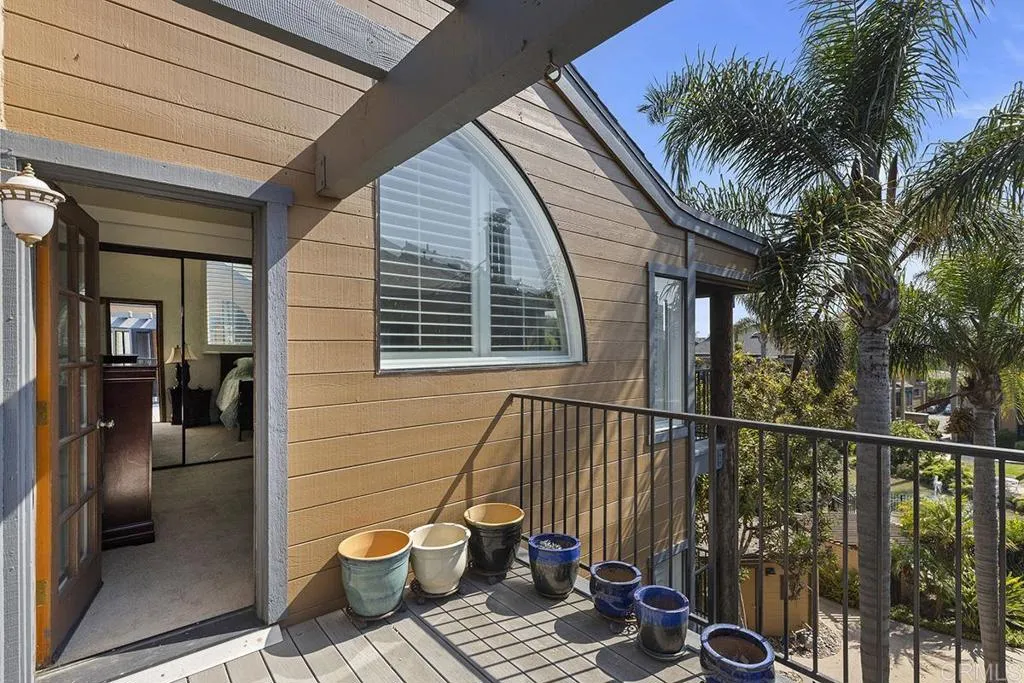 https://cdn.realtyfeed.com/cdn/127/306704492/6b9492cbc23a515f552876f8fa20e3b2.webp