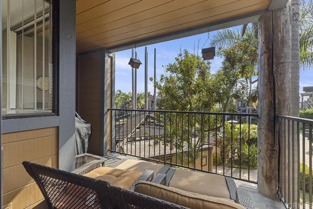 https://cdn.realtyfeed.com/cdn/127/306704492/bf91af363cd6496e78f0c8622f0d15b1.webp