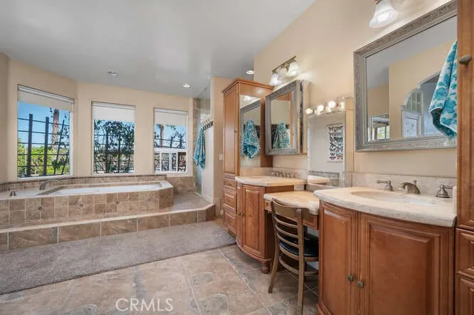 https://cdn.realtyfeed.com/cdn/127/306704494/024e5bafaa8663c6cde784e77d20ce74.webp