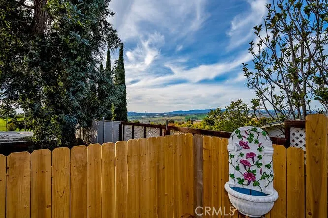 https://cdn.realtyfeed.com/cdn/127/306704494/51400a477aa3bd48c25956ba8419f493.webp
