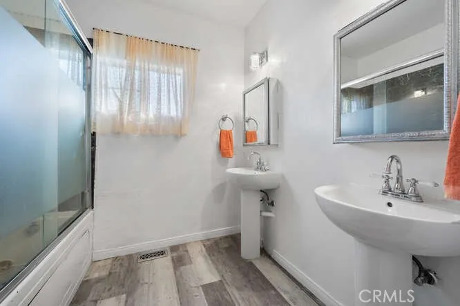 https://cdn.realtyfeed.com/cdn/127/306704494/5c6f4d51ac03e98ca8f4b83145598ace.webp